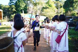 BIB: 2154
                            <button type="button" onclick="openModal(19017572)" class="btn btn-primary btn-sm float-right btn-popup" data-toggle="modal" data-target=".modal-high-quality">
                        <i class="fas fa-shopping-cart"></i> Add to Cart
                    </button>
                                            <button type="button" onclick="isThisMe(19017572, true)" class="btn btn-success btn-sm float-right btn-popup btn-isme hidden" data-toggle="tooltip" data-placement="bottom" title="นี่คือรูปของคุณใช่ไหม คลิกที่นี่เพื่อเอาเข้าอัลบั้ม">
                        <i class="fas fa-plus"></i> Add to album
                    </button>
                    <button type="button" onclick="isThisMe(19017572, false)" class="btn btn-warning btn-sm float-right btn-popup btn-isnotme hidden">
                        <i class="fas fa-ban"></i> Remove from album
                    </button>